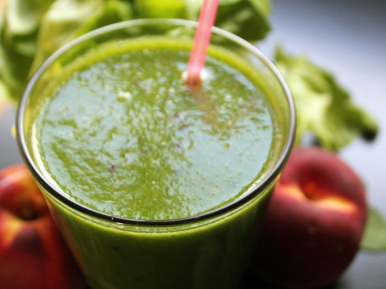 Smoothies, ktor detoxikuj a nabij energiou