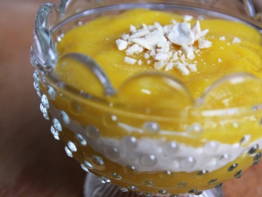 Mango pena s keu krmom